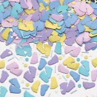 Baby shower table confetti